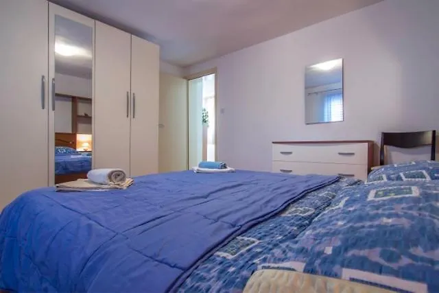 Apartman Dejan Poreč 0*,
